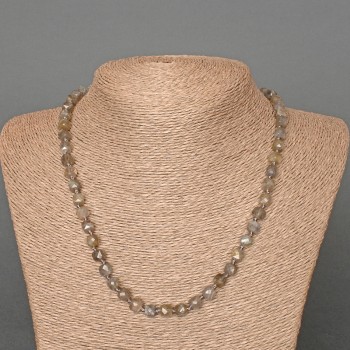 Labradorite necklace with faceted cube beads