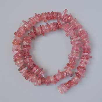 Strawberry Quartz natural stone chip beads, 10x3 mm diameter, 39 cm length, on thread