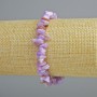Bracelet with tinted purple mother-of-pearl chips, 7x2 mm diameter +/-, length 18 cm +/- (stretch)