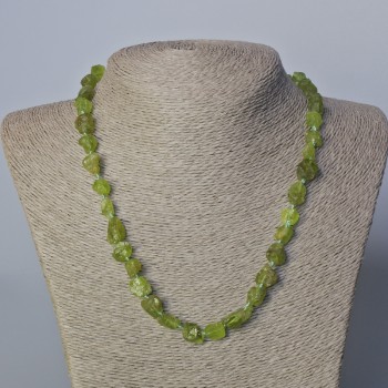Chrysolite Necklace, natural unpolished stone, faceted, diameter 10x14 mm, length 45-50 cm
