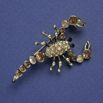 Scorpion Brooch with Golden Rhinestones and Gasoline-Gold Metal Color 47×25 mm +