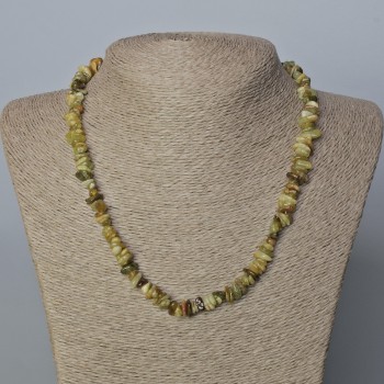 Grossular Necklace (Green Garnet) natural stone chips, diameter 8x4-10x3 mm, length 47 cm