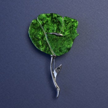 Brooch Green Pearlized Poppy with Rhinestones, Silver Metal 76x46 mm+