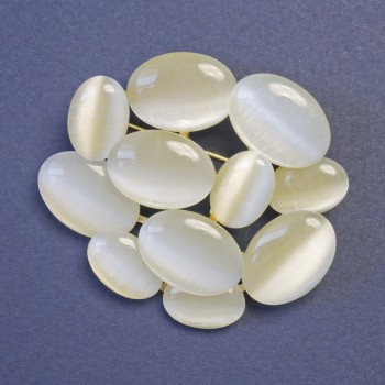 Beige Cat's Eye Stone Brooch (synthetic) 45x50 mm ± gold-tone metal