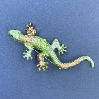 Lizard Brooch, light green, iridescent crystals, 29×74 mm+