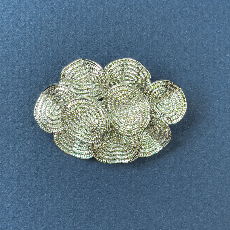 Accent Brooch, silver-toned metal, 26×34 mm+