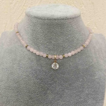 Choker in Rose Quartz with smooth beads, 4 mm diameter ±, with a white crystal pendant, length 38 cm ± with a clasp