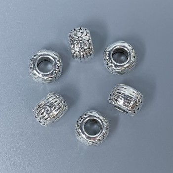 Bead insert findings – silver metal color, 10×7 mm diameter, hole diameter ~5 mm, packaging 20 g (~10 pcs)