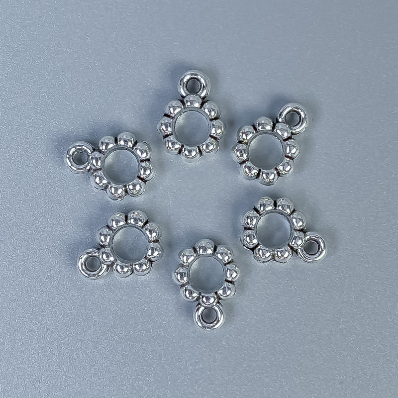 Silver Bail Findings, metal color silver, dimensions 11×8×3 mm, hole diameters 4 mm +/- and 1.5 mm +/-; packaging 20 g (~32 pcs)
