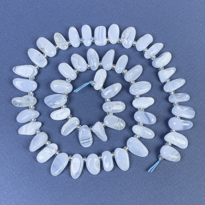 Blue Agate Beads, Faceted with Seed Beads, 6x12mm on Thread, 40 cm Length