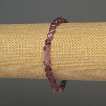 Tourmaline bracelet with faceted diamond-shaped beads, 6x5 mm, 18 cm long, stretch bracelet