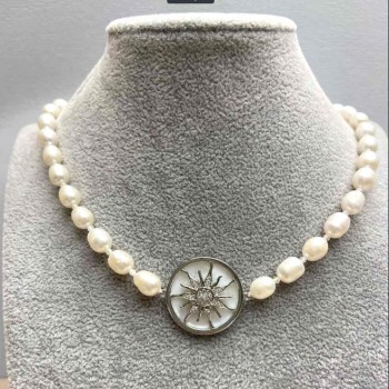 Freshwater Pearl Necklace with Oval Pearls, 10×7 mm, Sun Inset in Mother-of-Pearl, 25 mm Diameter, Length 46 cm, with Silver-Colored Metal Clasp