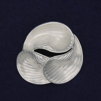 Accent Brooch White Pearlescent Silver Metal 44mm+