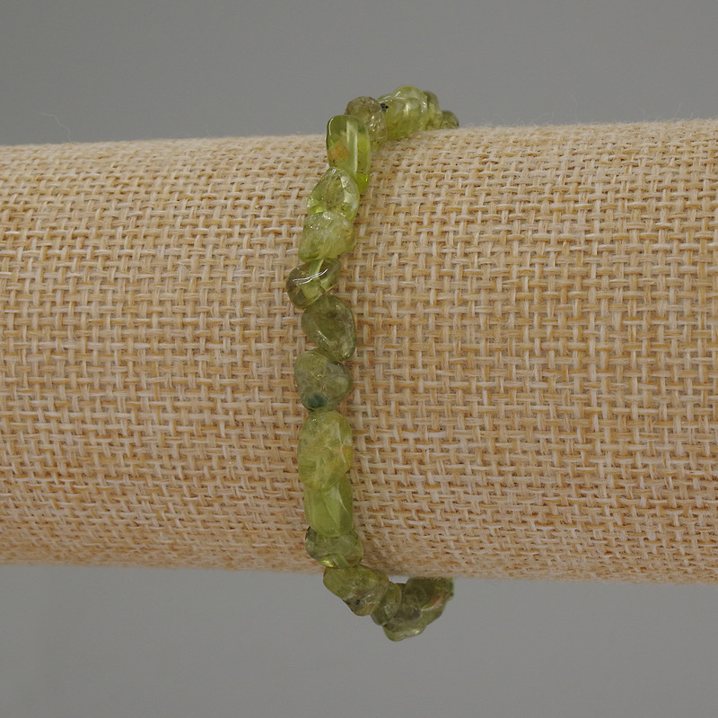 Chrysolite Faceted Bead Bracelet, 6–10×6 mm, 18 cm length, stretch