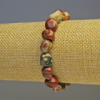 Bracelet with Red Jasper Faceted Beads with Geode Inclusions, bead diameters 11x11 mm ±, 9x9 mm ±, length 18 cm stretch