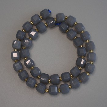 Smoky Agate Beads Faceted Cube 8x8mm+- with 3mm seed beads+- on thread, length 37cm+