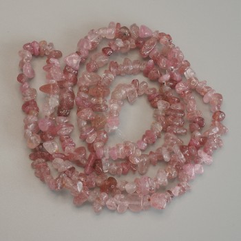 Strawberry quartz chip beads, diameter 6-10×4 mm, length 80 cm ± on a thread