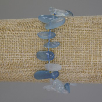 Aquamarine Chip Butterfly Bracelet, diameter 13–23×6 mm ±, seed beads 3 mm ±, length 18 cm ±, stretch