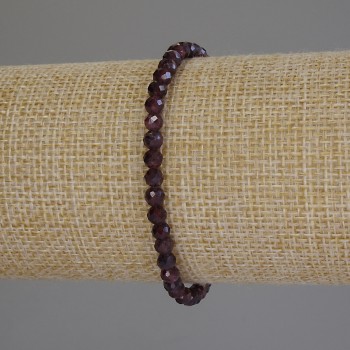 Garnet Bead Bracelet, Faceted, 4 mm Diameter, 18 cm Length, Stretch