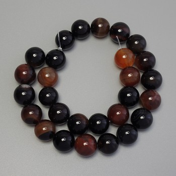 Agate Beads, Smooth Round Balls, 14 mm Diameter ± on Thread, 39 cm Length