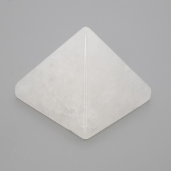 Піраміда сувенір натуральний камінь Гірський кришталь, довжина 38х38мм+-, ширина 33мм+
