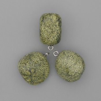 Cube-shaped serpentine pendant, 22×22 mm diameter, 26 mm length