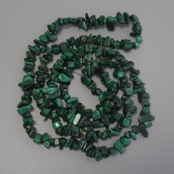 Malachite crumb beads, diameter 6-10×2-5 mm, length 78 cm on fishing line