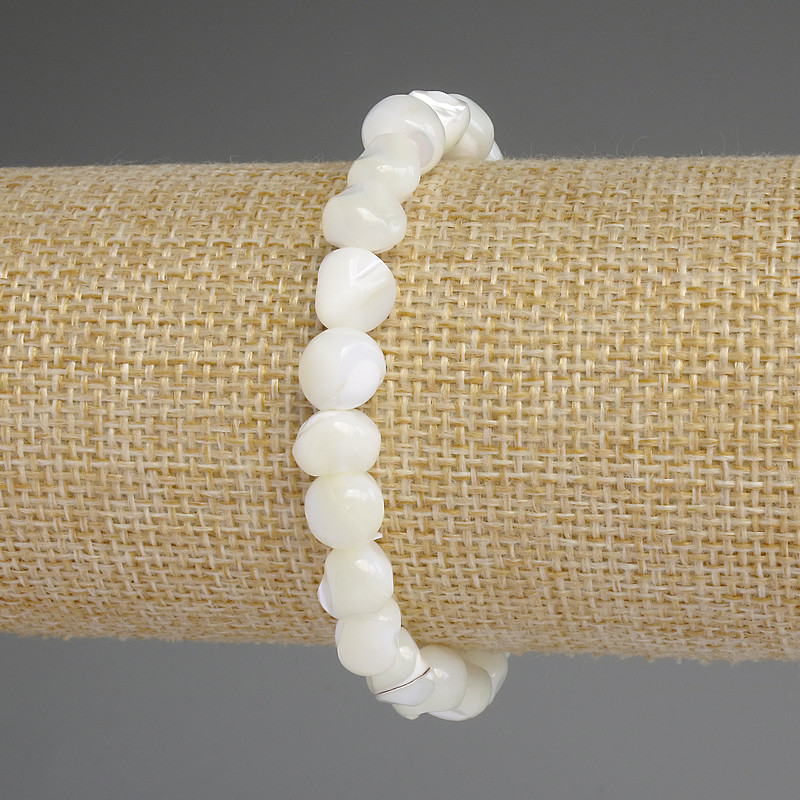 Bracelet with Mother-of-Pearl Nuggets, 8x8 mm, 18 cm stretch