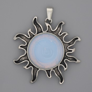 Pendant 'Sun' with Moonstone 39mm±, length 46mm±