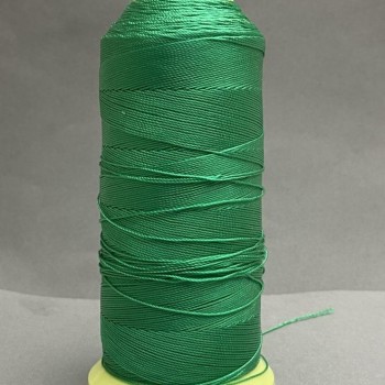 Green nylon thread on bobbin, 0.6 mm diameter, 300 m for crafts