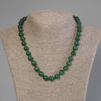 Green Cat's Eye Necklace, smooth beads, 9 mm diameter, 50 cm length with clasp