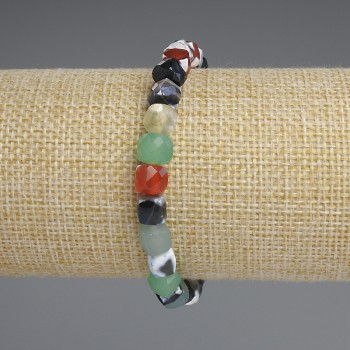 Faceted Agate Cube Bracelet, diameter 6.5×6.5 mm ±, length 18 cm ±, stretch