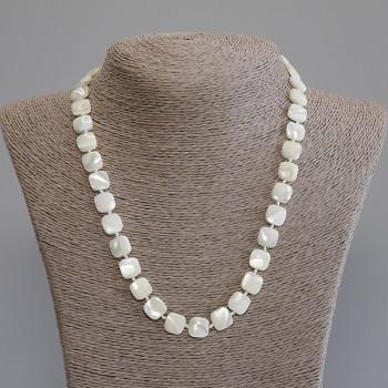 Square Mother-of-Pearl Bead Necklace, 10x10 mm, length 50 mm ±, with clasp