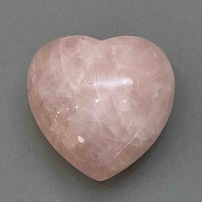 Souvenir Stone: Heart with Pink Quartz, dimensions 80×83×46 mm, ± weight 403 g