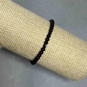 Agate bracelet with smooth beads, diameter 4–5 mm, length 18 cm, stretch