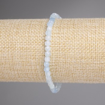 Aquamarine faceted cube bracelet, 4x4 mm, 18 cm stretch