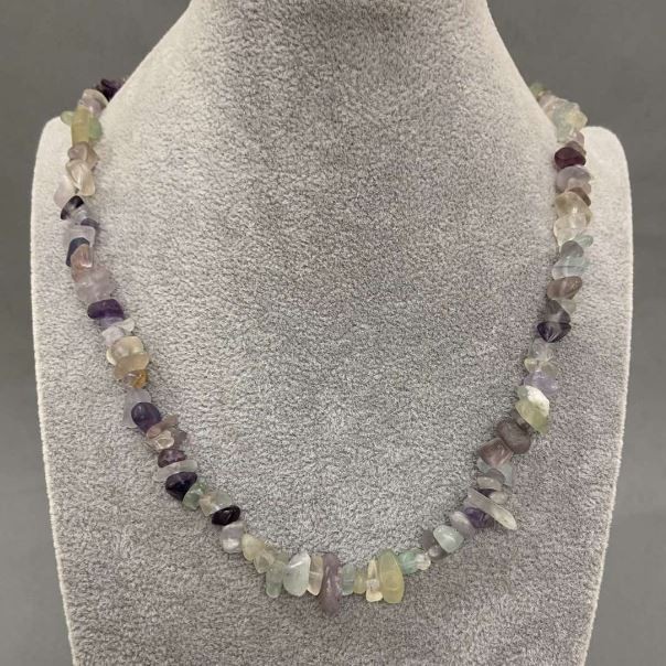 Fluorite Chip Necklace, 6-12×3-5 mm, 45 cm length, with clasp