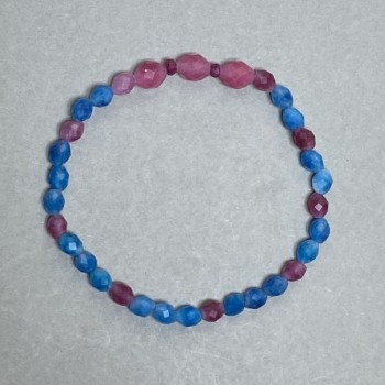 Stretch bracelet with faceted tourmaline beads 8x6 mm and 6x5 mm, and apatite bead 6x5 mm, 18 cm length