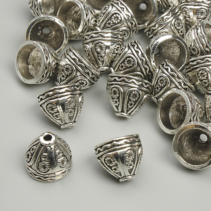 End caps for findings, 8x8 mm diameter ±, hole diameter 1.9 mm ±, silver metal color, pack 20 g ± (~24 pcs)