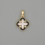 Clover pendant with mother-of-pearl and white crystals, gold-tone metal, diameter 21x13 mm