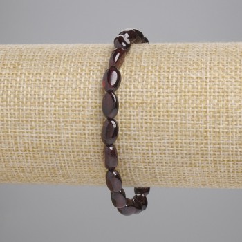 Faceted Garnet Bracelet, 9x6 mm, 18 cm stretch