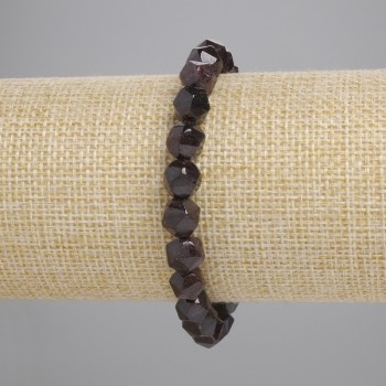 Garnet bracelet with faceted beads, 7.5x7 mm, 18 cm elastic