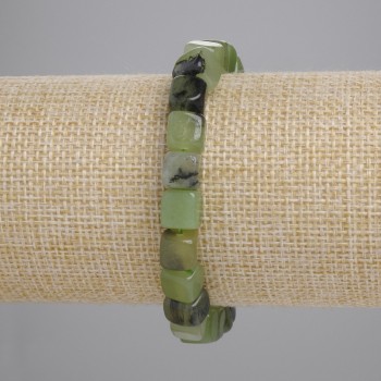 Prehnite Cube Bracelet, 7 mm Cube Diameter, 18 cm Length, Stretch