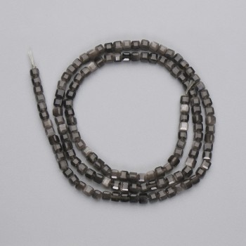 Beads of Silvery Obsidian, Faceted Cube, 3×3 mm ± on thread, length 39 cm+
