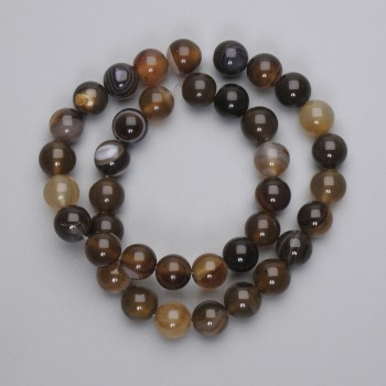 Agate beads, smooth round balls, 10mm diameter, on thread, length 37 cm+