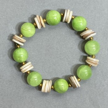 Onyx bracelet with smooth beads, 12mm diameter +/-; Mother-of-pearl rondelles 10x2mm +/-; length 18cm +/-; stretch