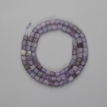 Amethyst cube beads, 4x4 mm, on thread, length approx. 39 cm
