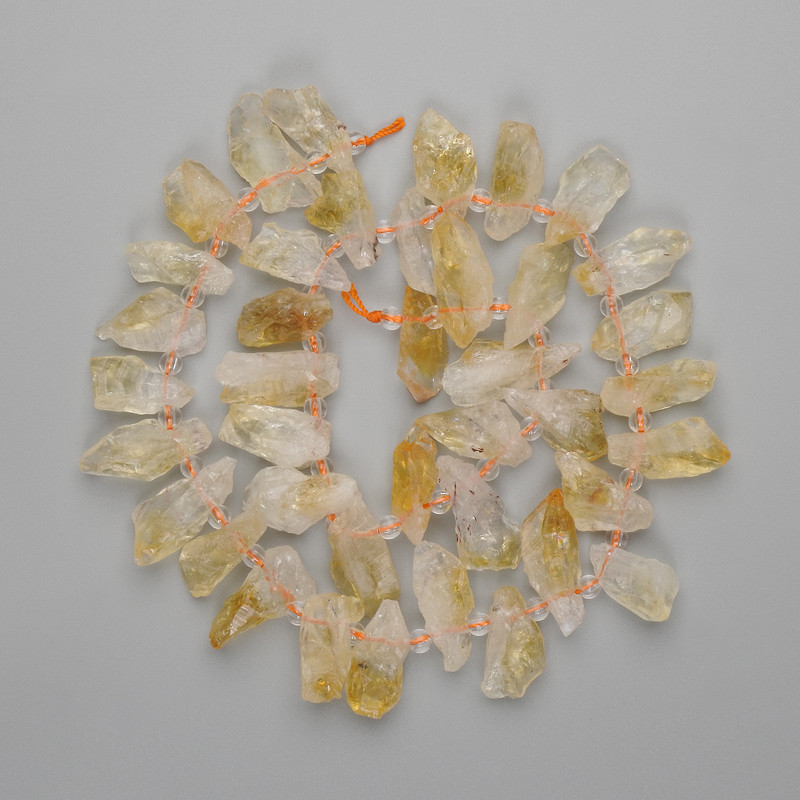 Citrine Beads, Unpolished Stone, Butterfly Shape, 19–22×9–11 mm, 3 mm Seed Beads, Length ~39 cm, On Thread