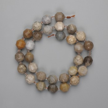 Faceted Coral Beads 10x9mm +/- Seed Beads 3mm +/-, Length 38 cm+