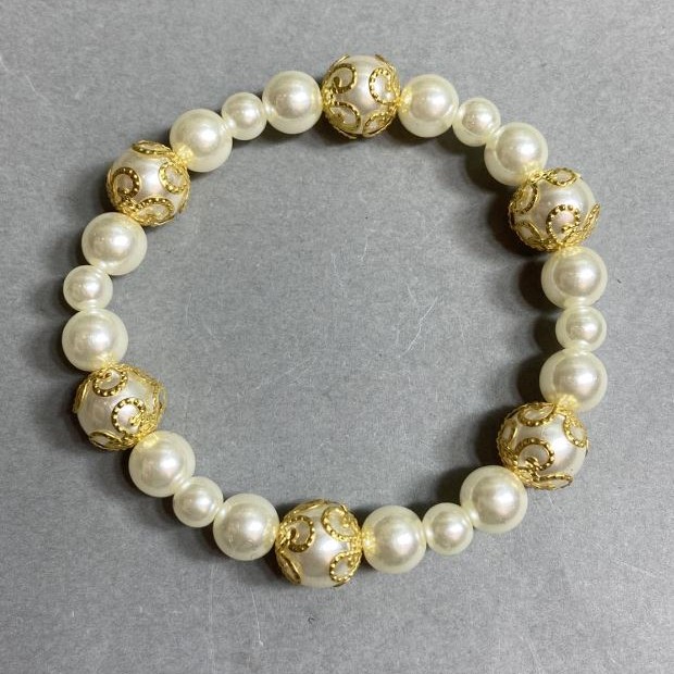 Mallorca Bracelet (acrylic) beads 6mm±, 8mm±, 10mm± with metal inserts, length 18 cm ±, stretch